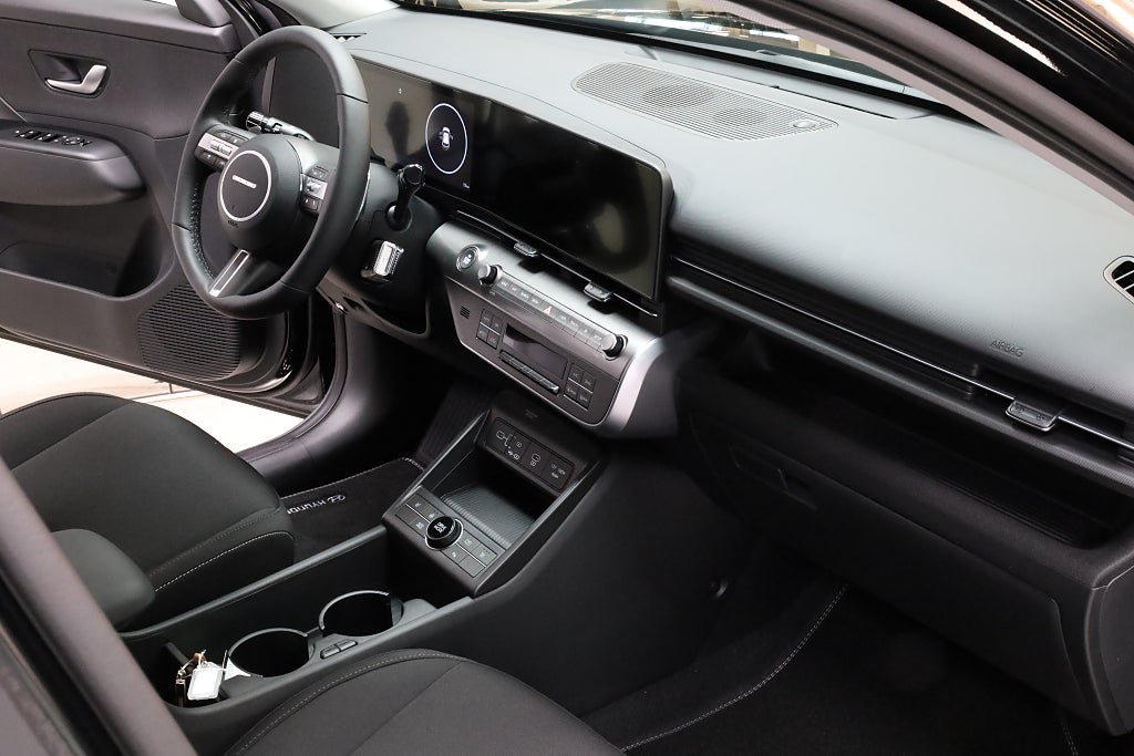 Vehicle Image 18