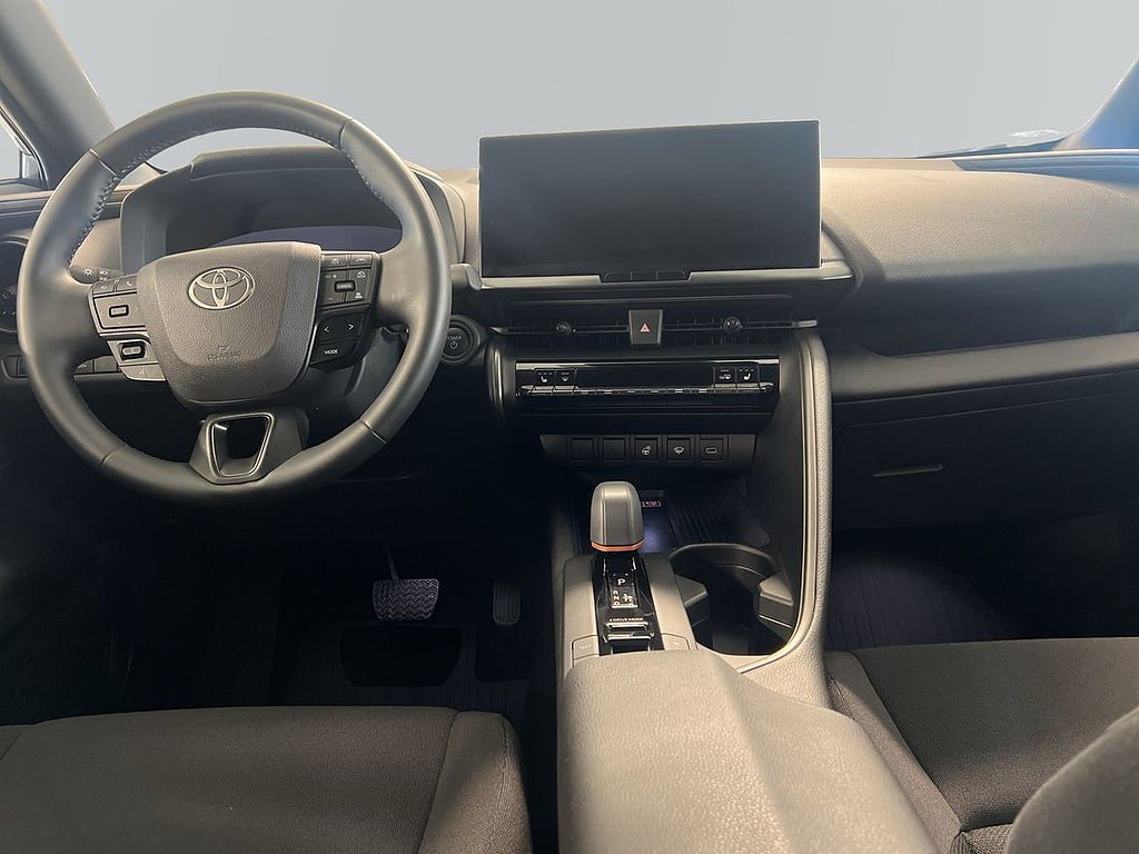 Vehicle Image 12