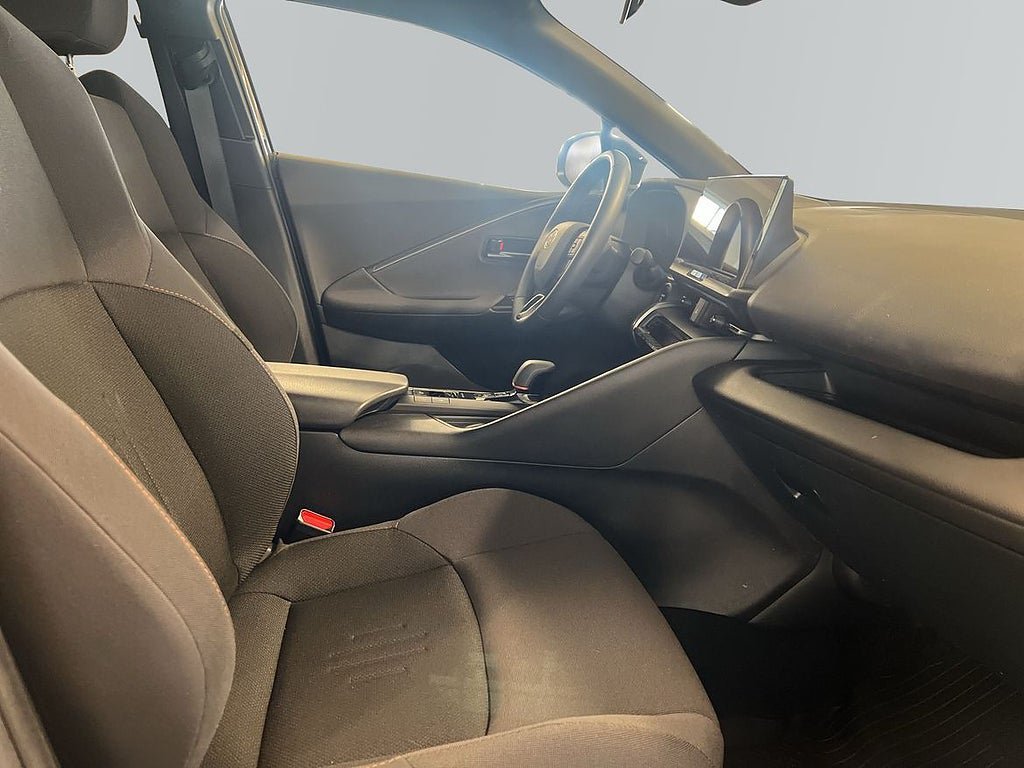 Vehicle Image 13