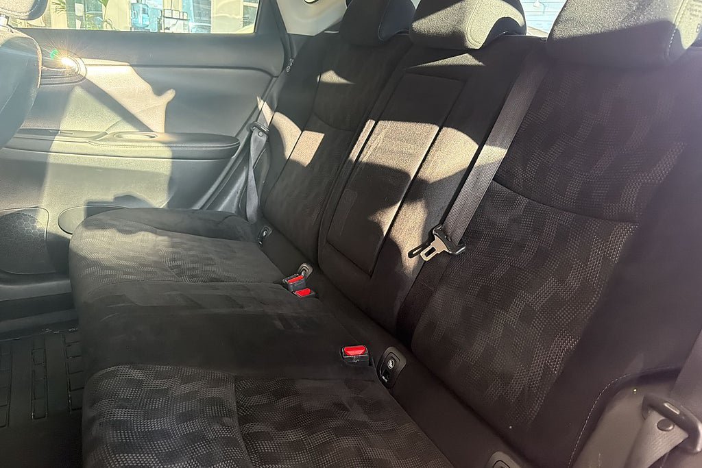 Vehicle Image 11