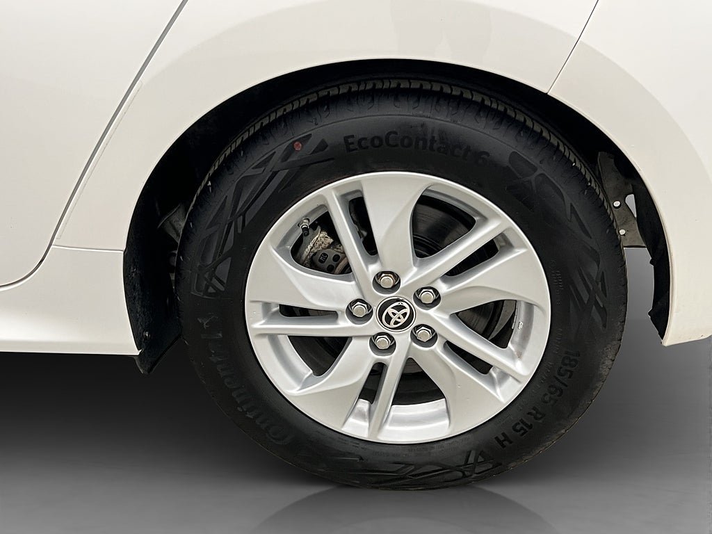 Vehicle Image 11