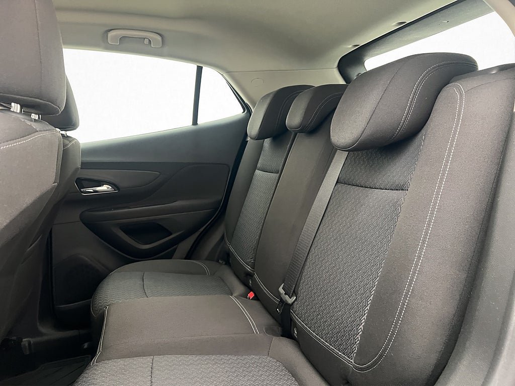 Vehicle Image 17