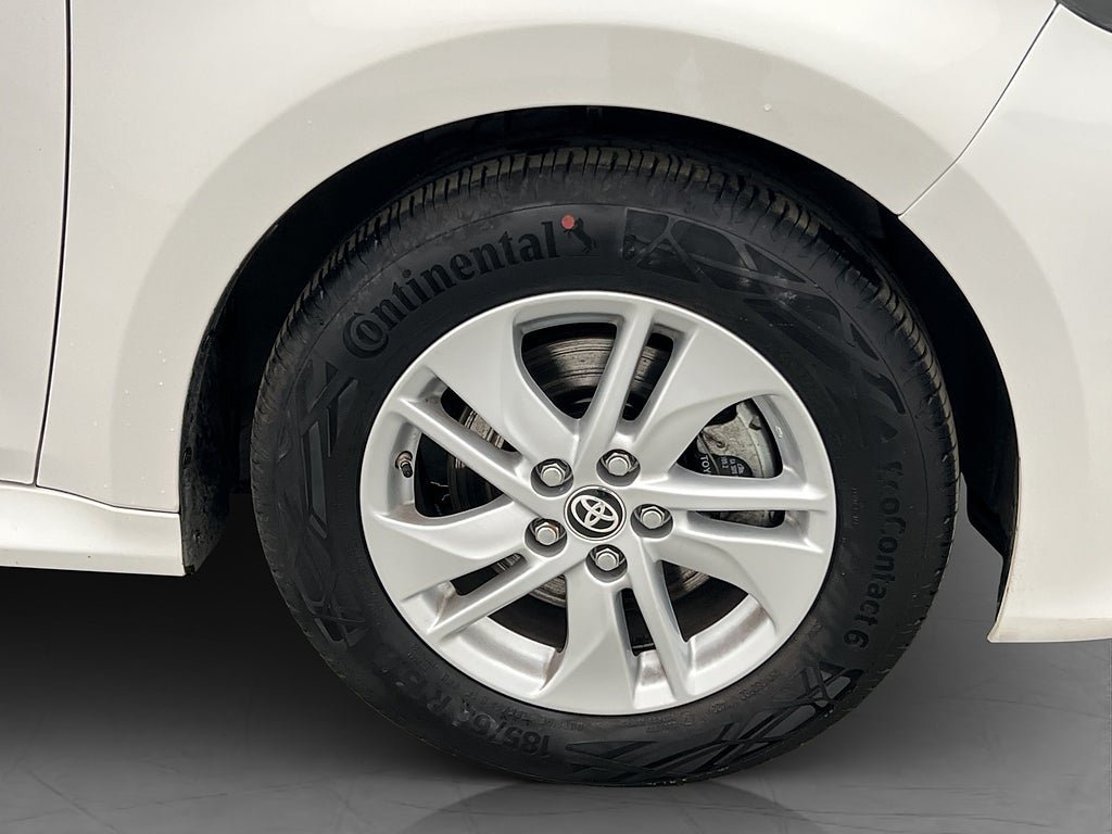 Vehicle Image 13