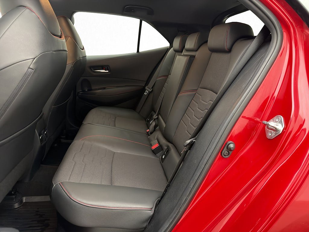 Vehicle Image 17