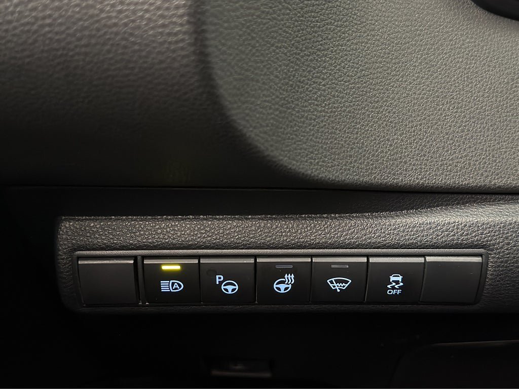 Vehicle Image 20