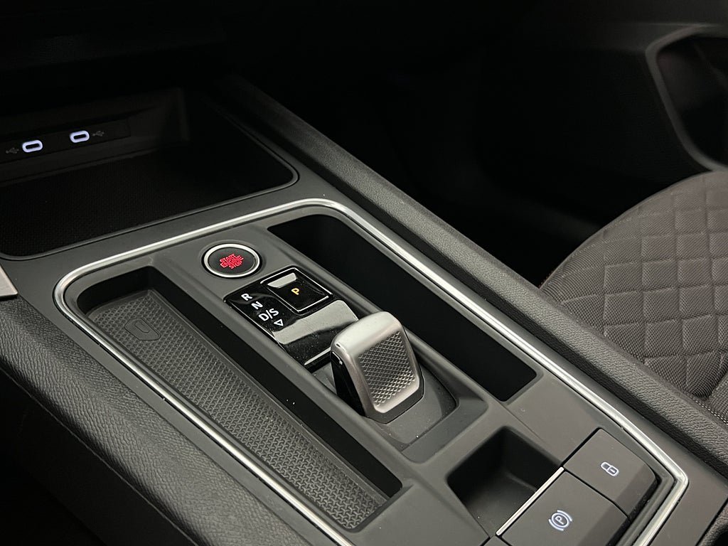 Vehicle Image 27