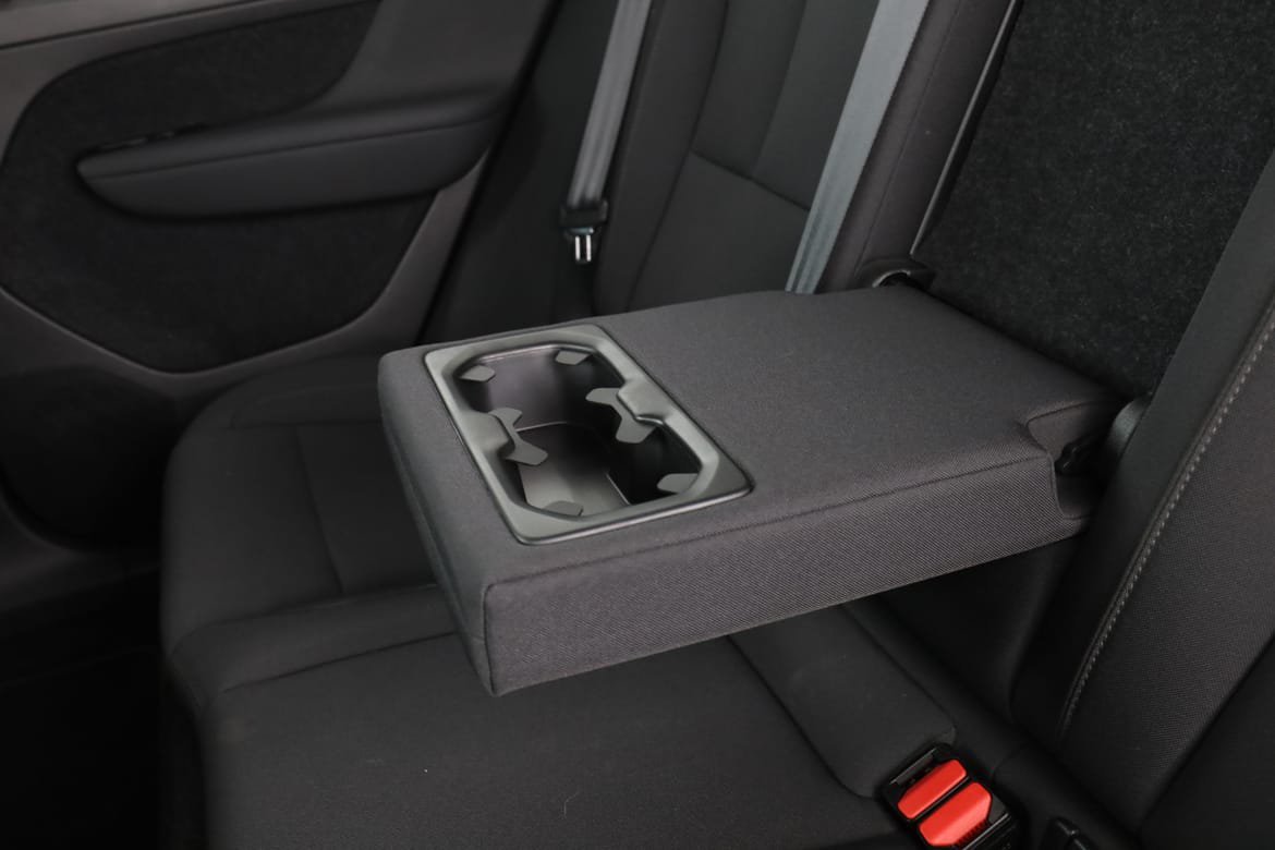Vehicle Image 40