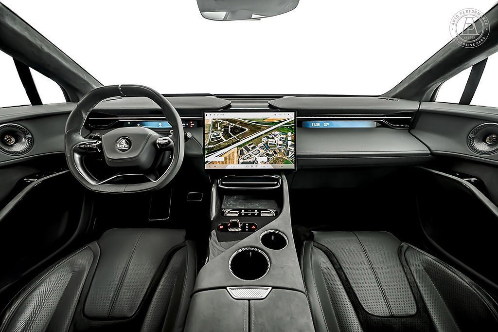 Vehicle Image 15