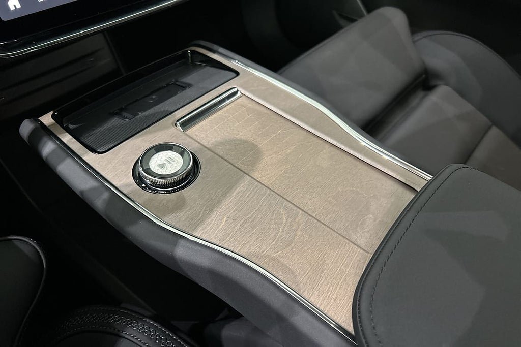 Vehicle Image 19