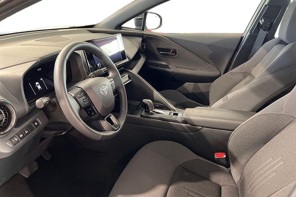 Vehicle Image 14
