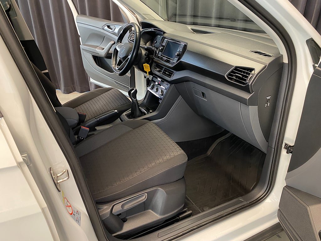 Vehicle Image 23