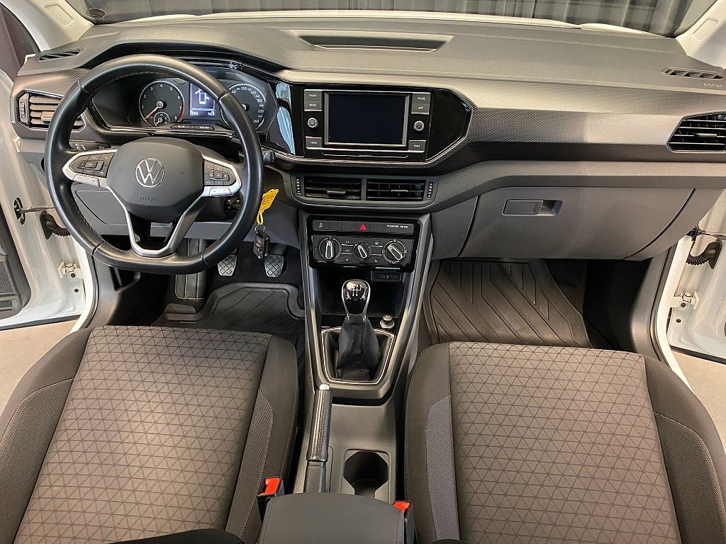 Vehicle Image 26