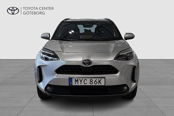 Vehicle Image 6