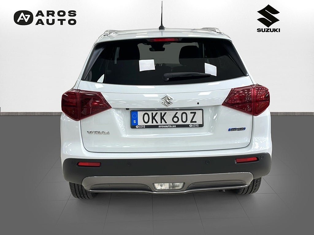 Vehicle Image 5