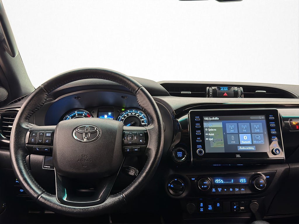 Vehicle Image 19