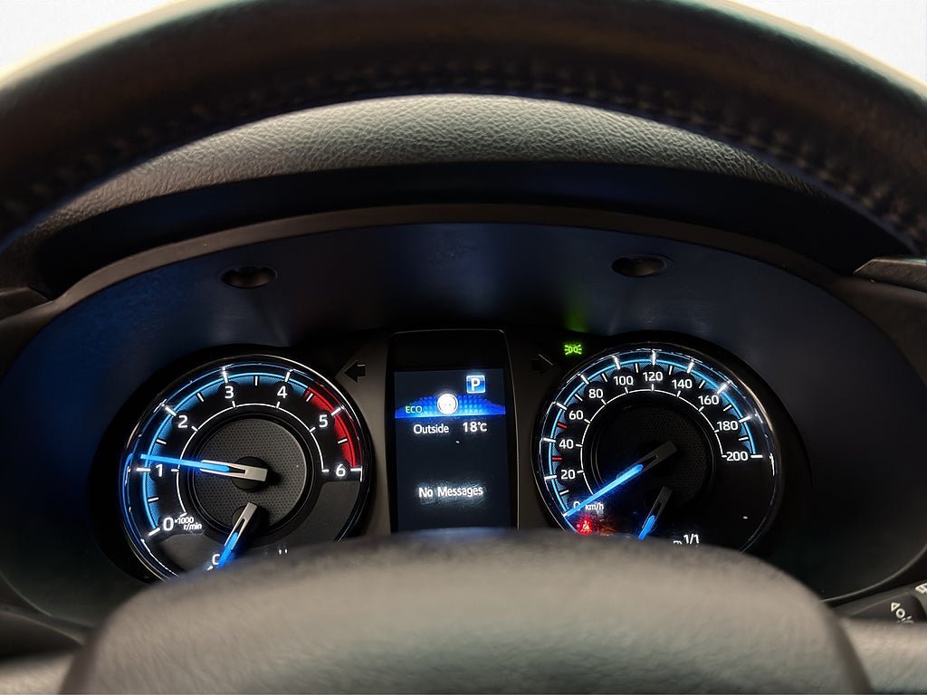Vehicle Image 24