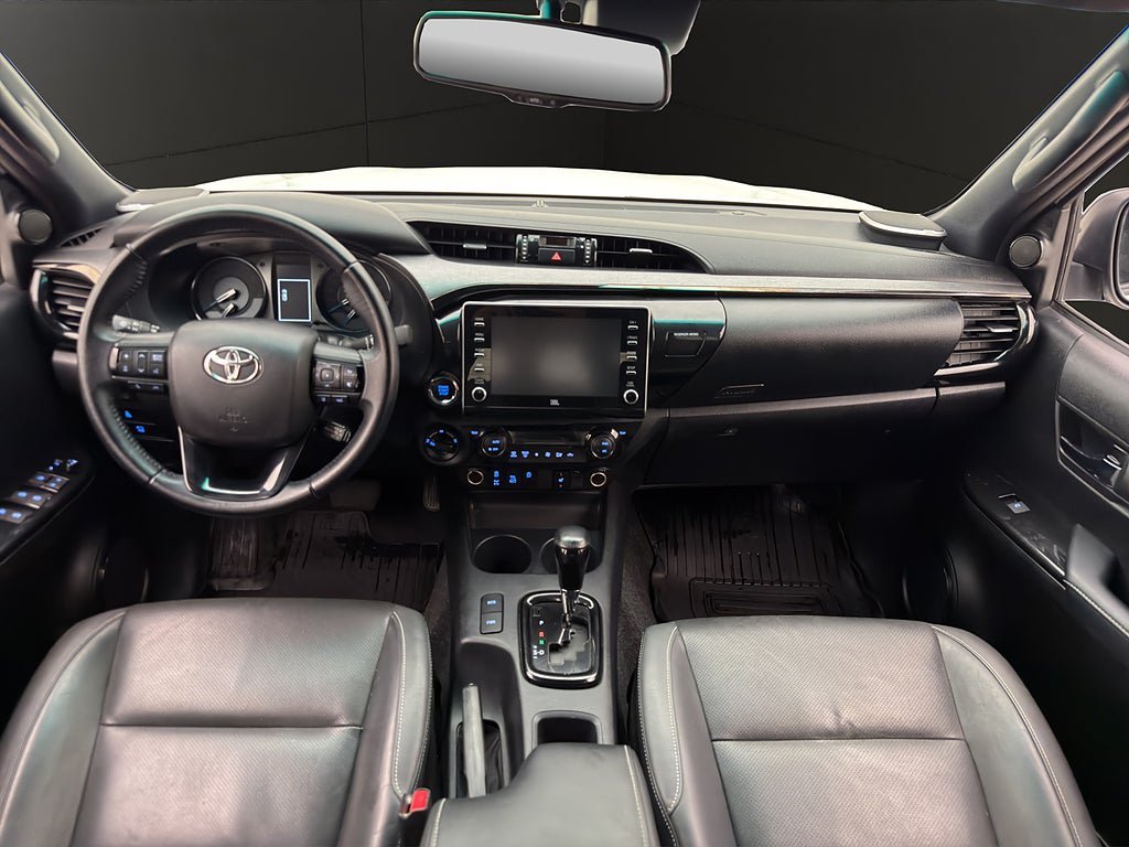 Vehicle Image 18