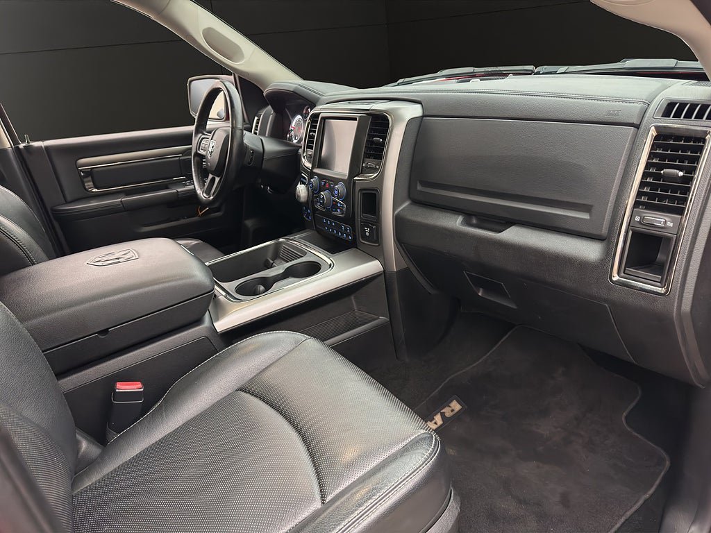 Vehicle Image 31