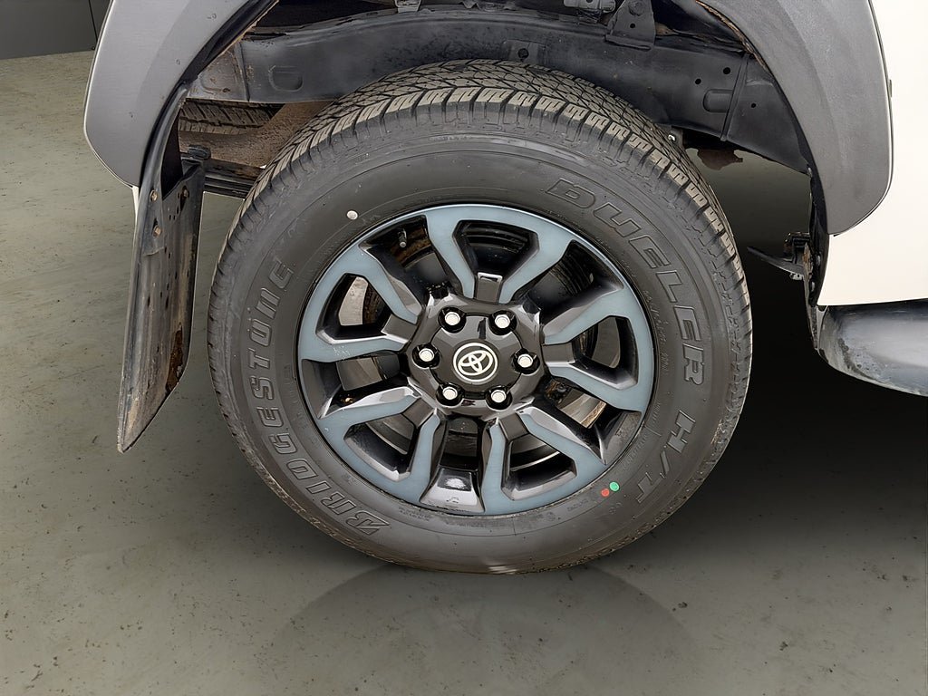 Vehicle Image 31