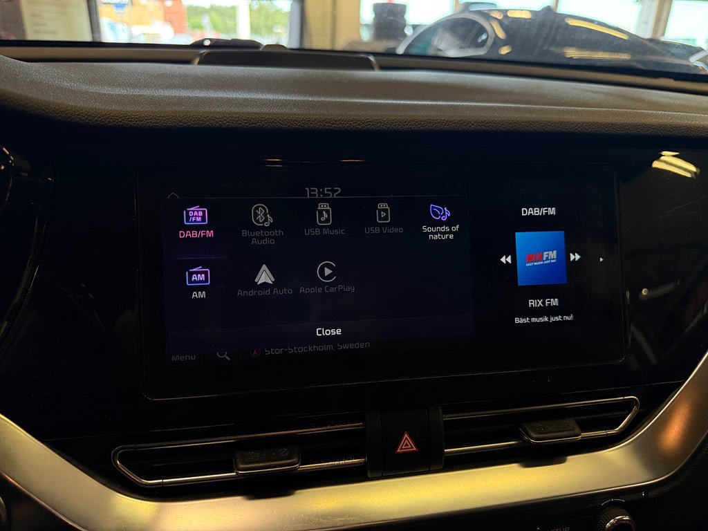 Vehicle Image 22