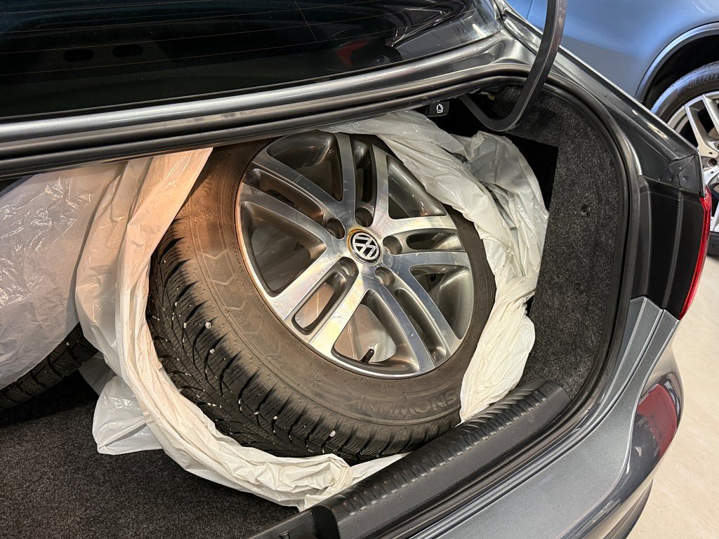 Vehicle Image 22