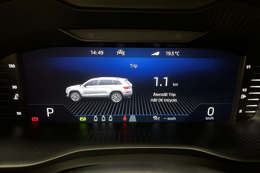 Vehicle Image 12