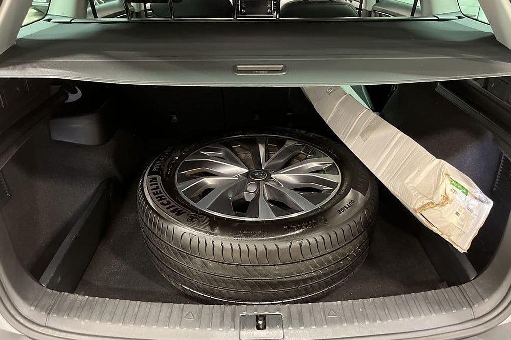 Vehicle Image 17