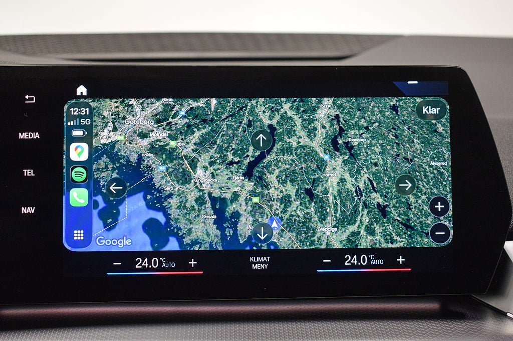 Vehicle Image 17
