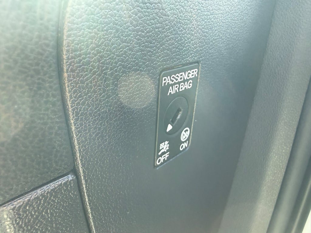 Vehicle Image 21