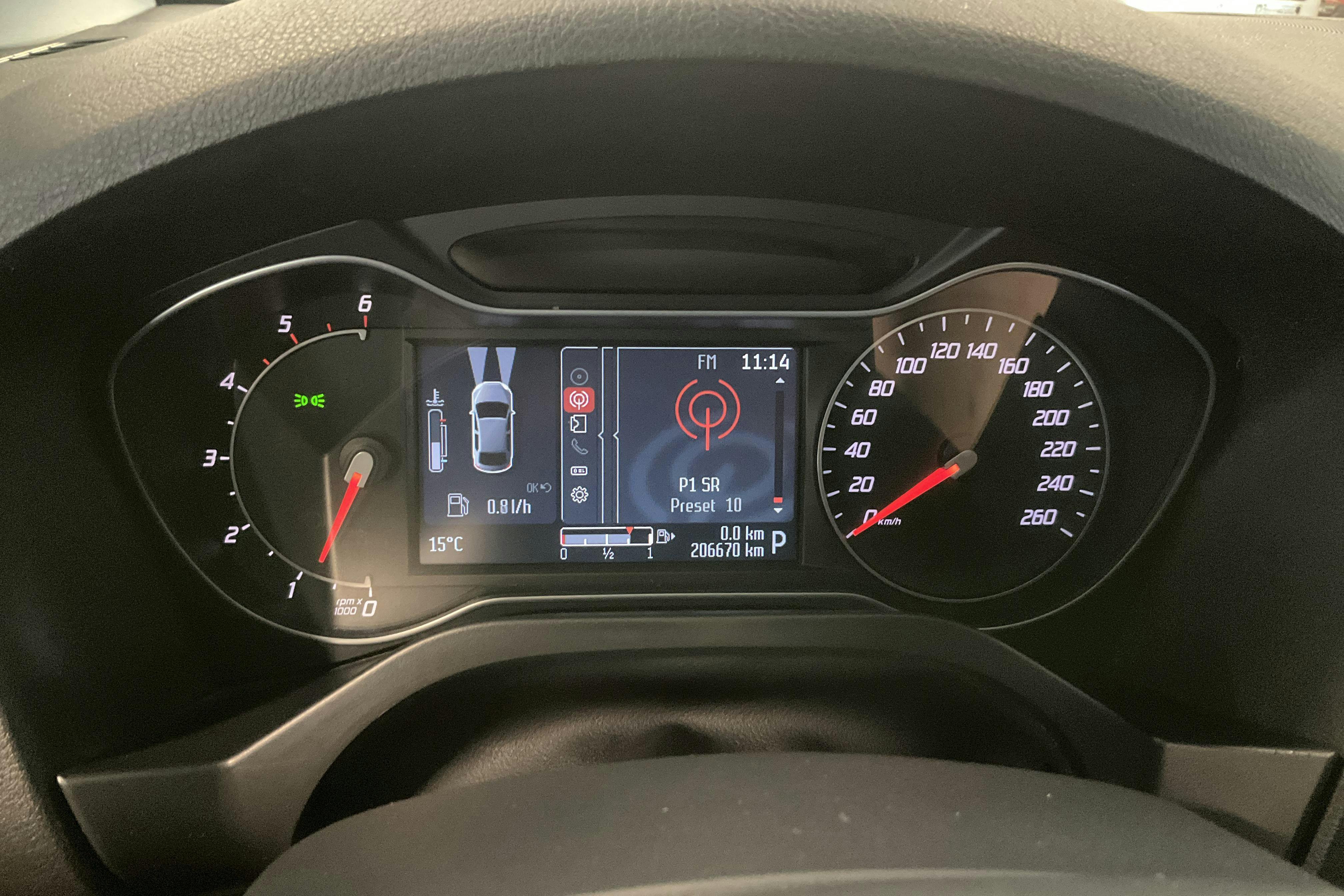 Vehicle Image 12