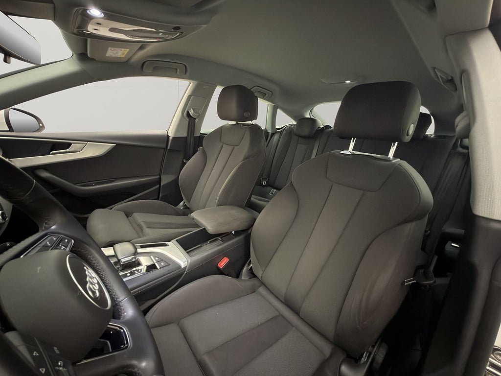 Vehicle Image 15