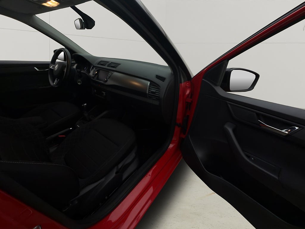 Vehicle Image 27
