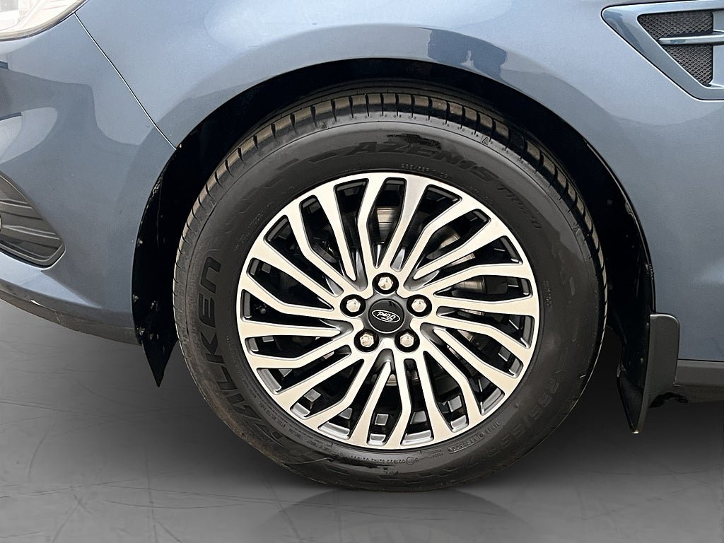 Vehicle Image 30
