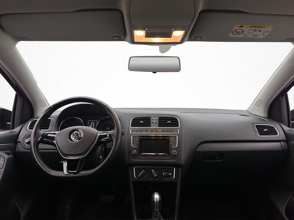 Vehicle Image 10