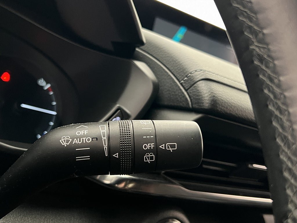 Vehicle Image 24