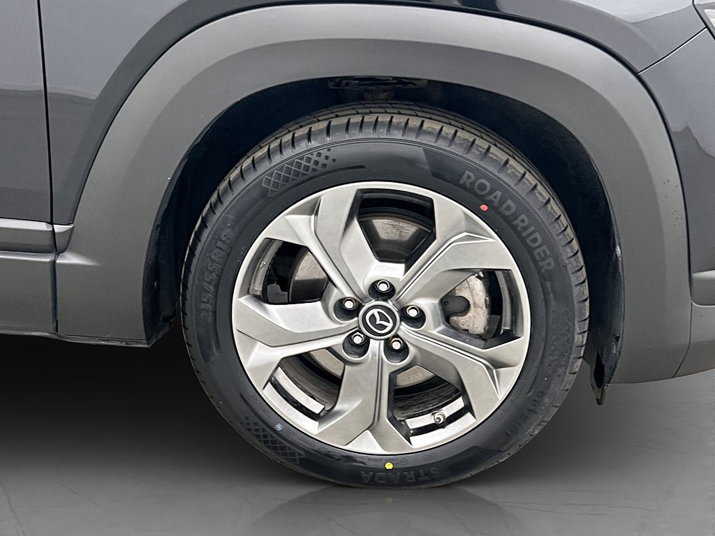 Vehicle Image 30