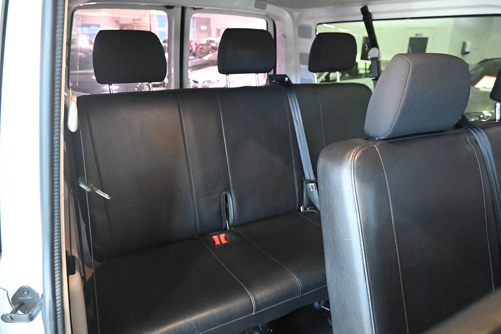 Vehicle Image 12