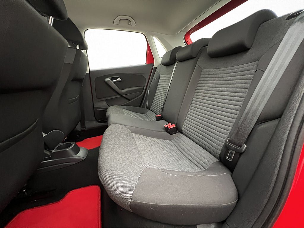 Vehicle Image 21