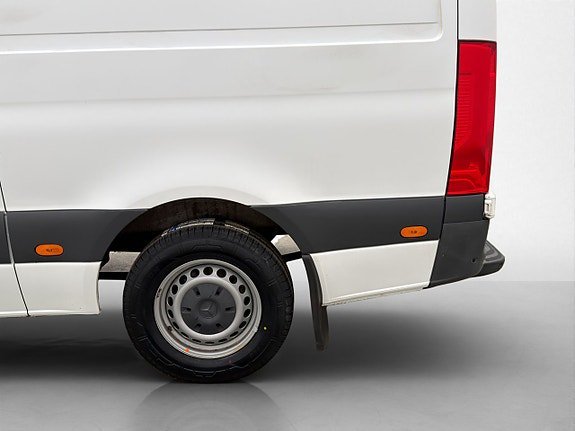 Vehicle Image 34