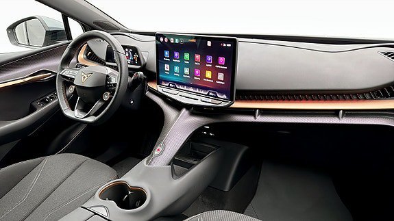 Vehicle Image 11