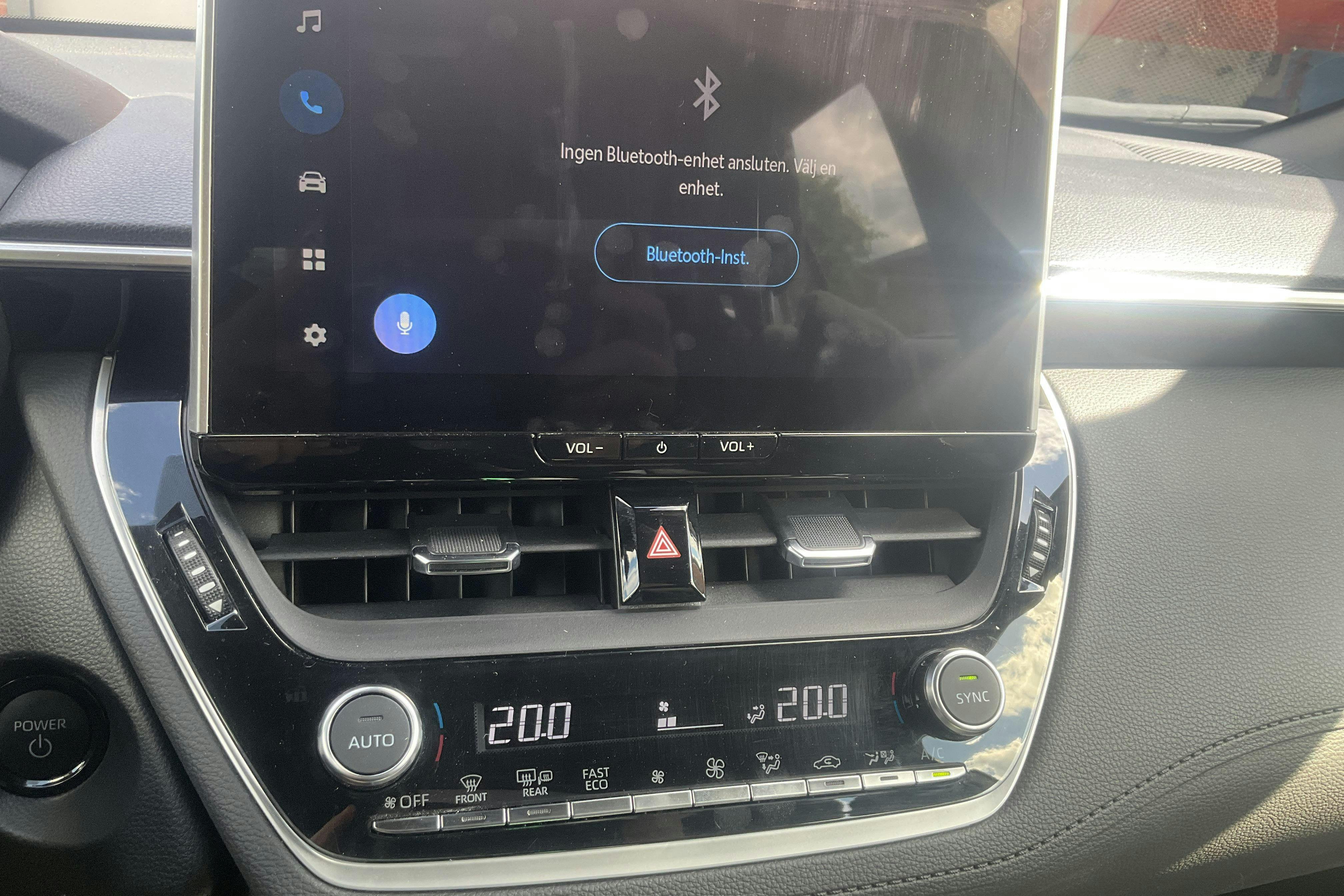 Vehicle Image 12
