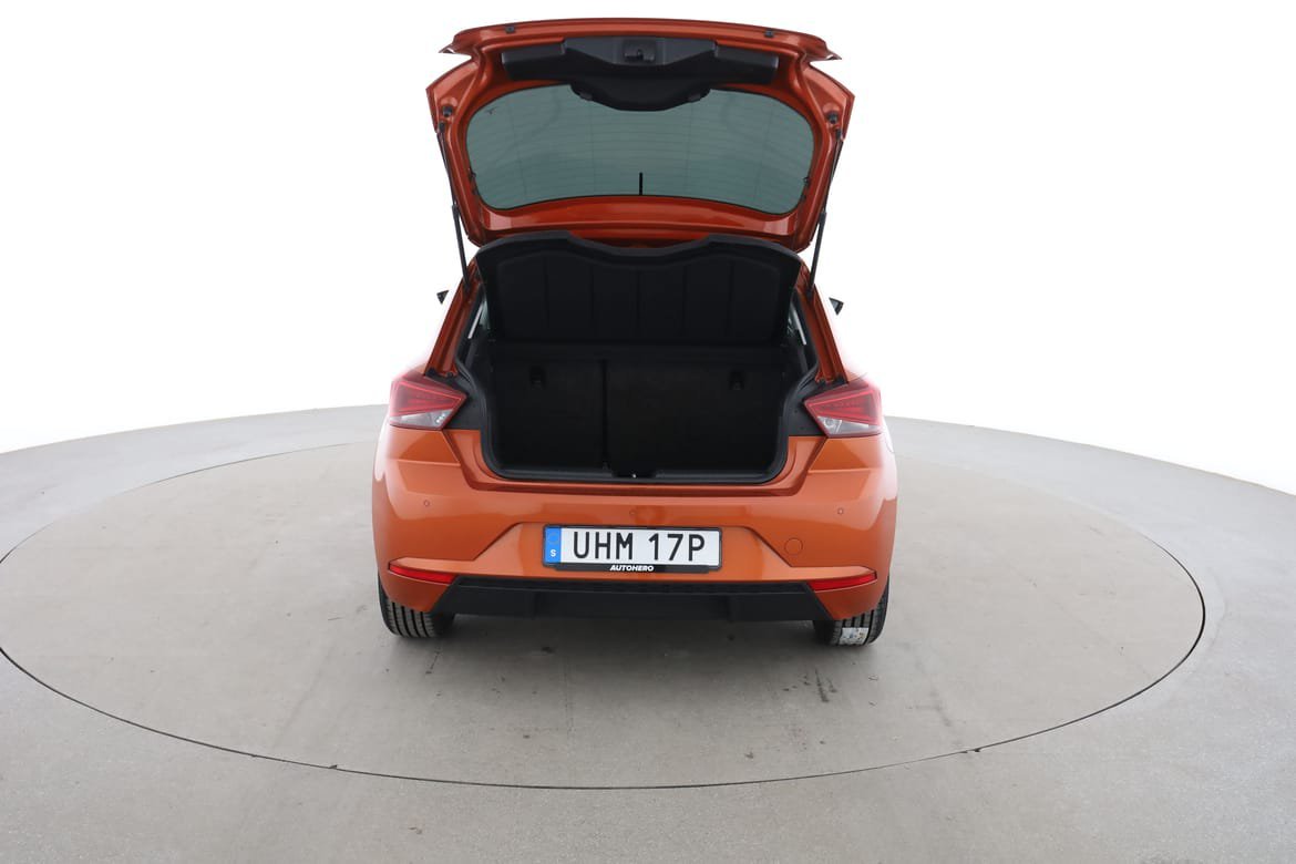 Vehicle Image 17