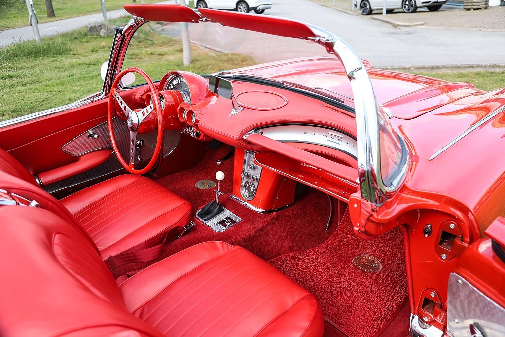 Vehicle Image 23