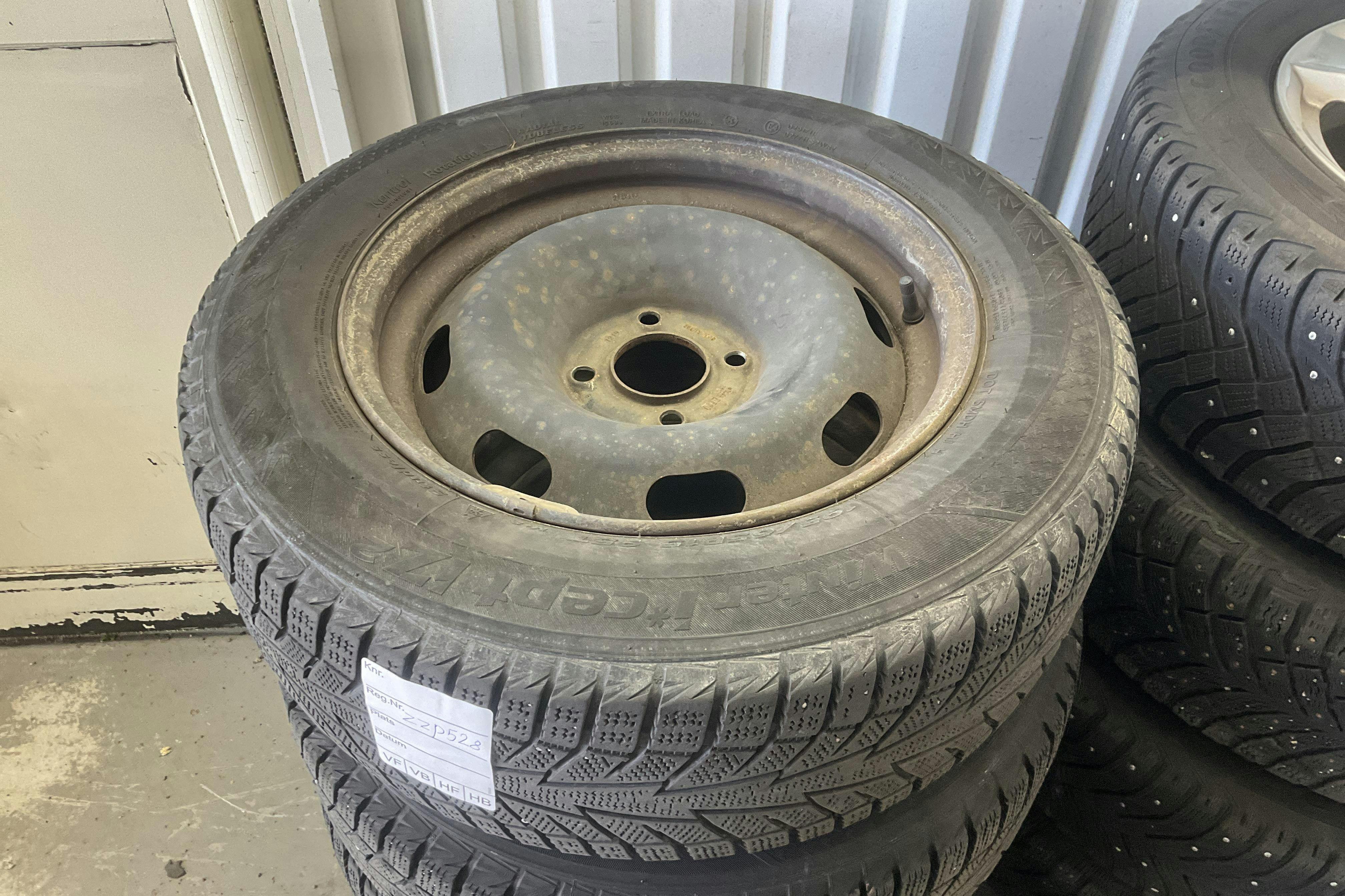 Vehicle Image 14