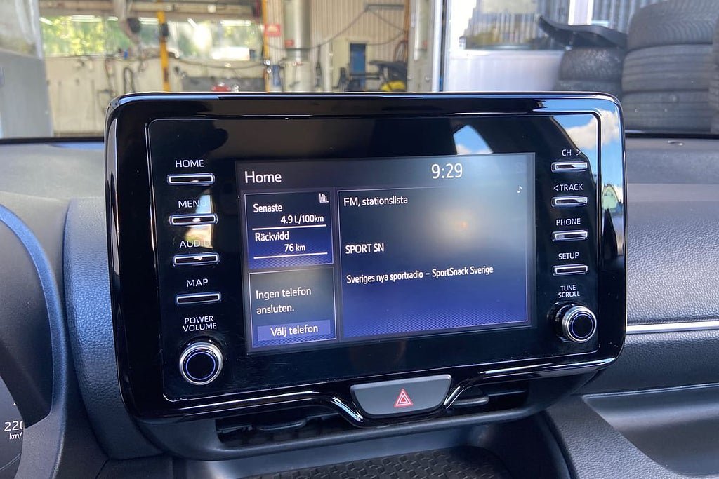 Vehicle Image 15
