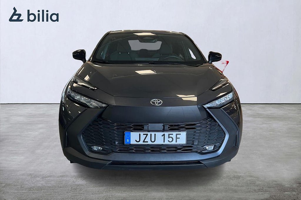 Vehicle Image 6
