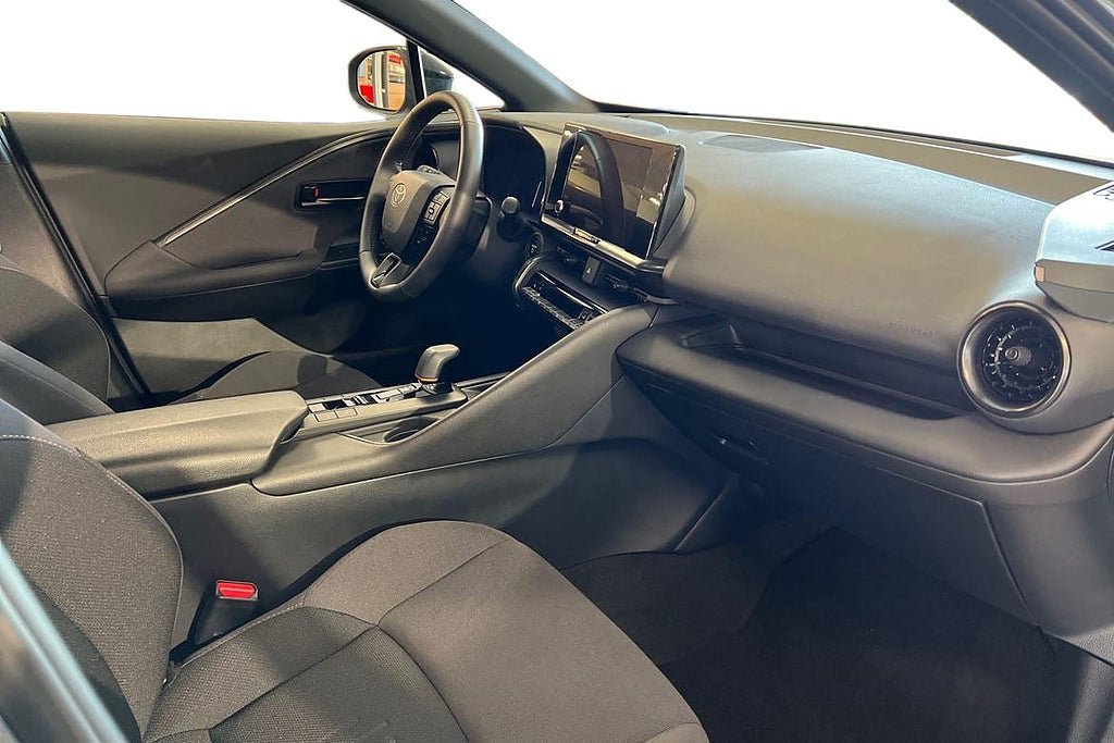 Vehicle Image 7