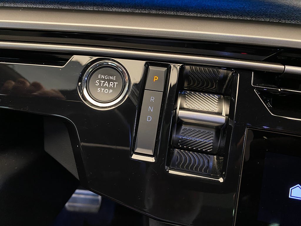 Vehicle Image 46