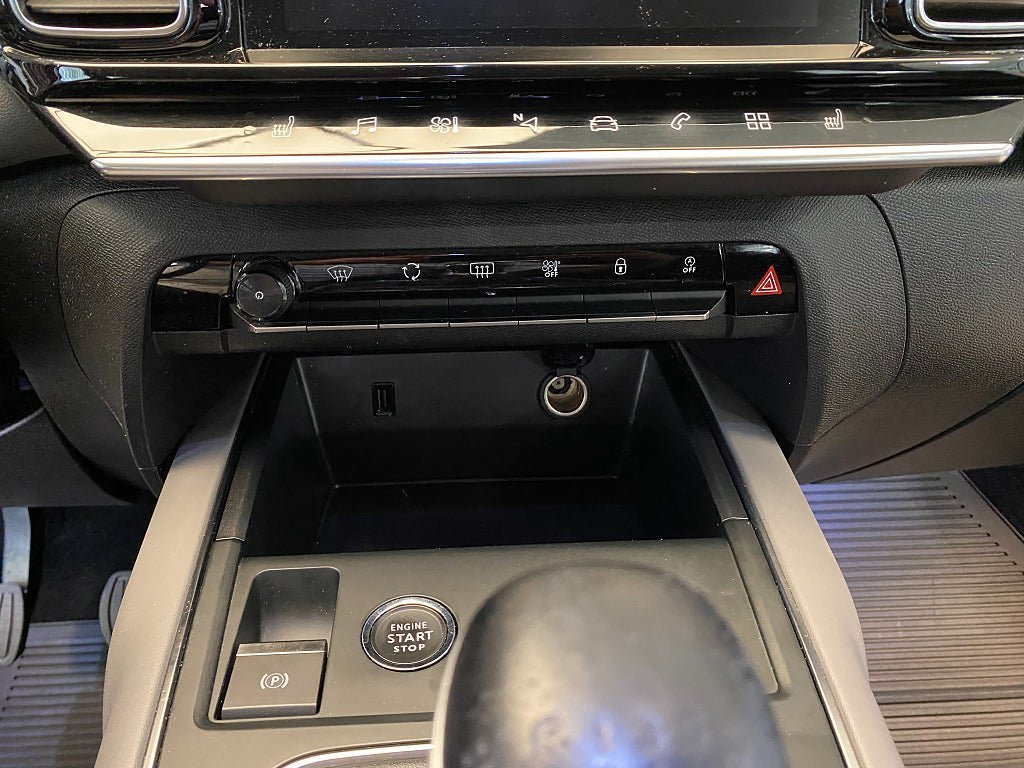 Vehicle Image 37