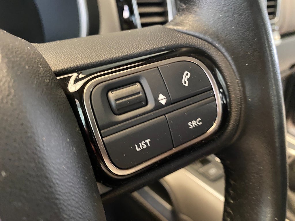 Vehicle Image 41